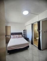 Blk 711 Tampines Starlight (Tampines), HDB 4 Rooms #562035291